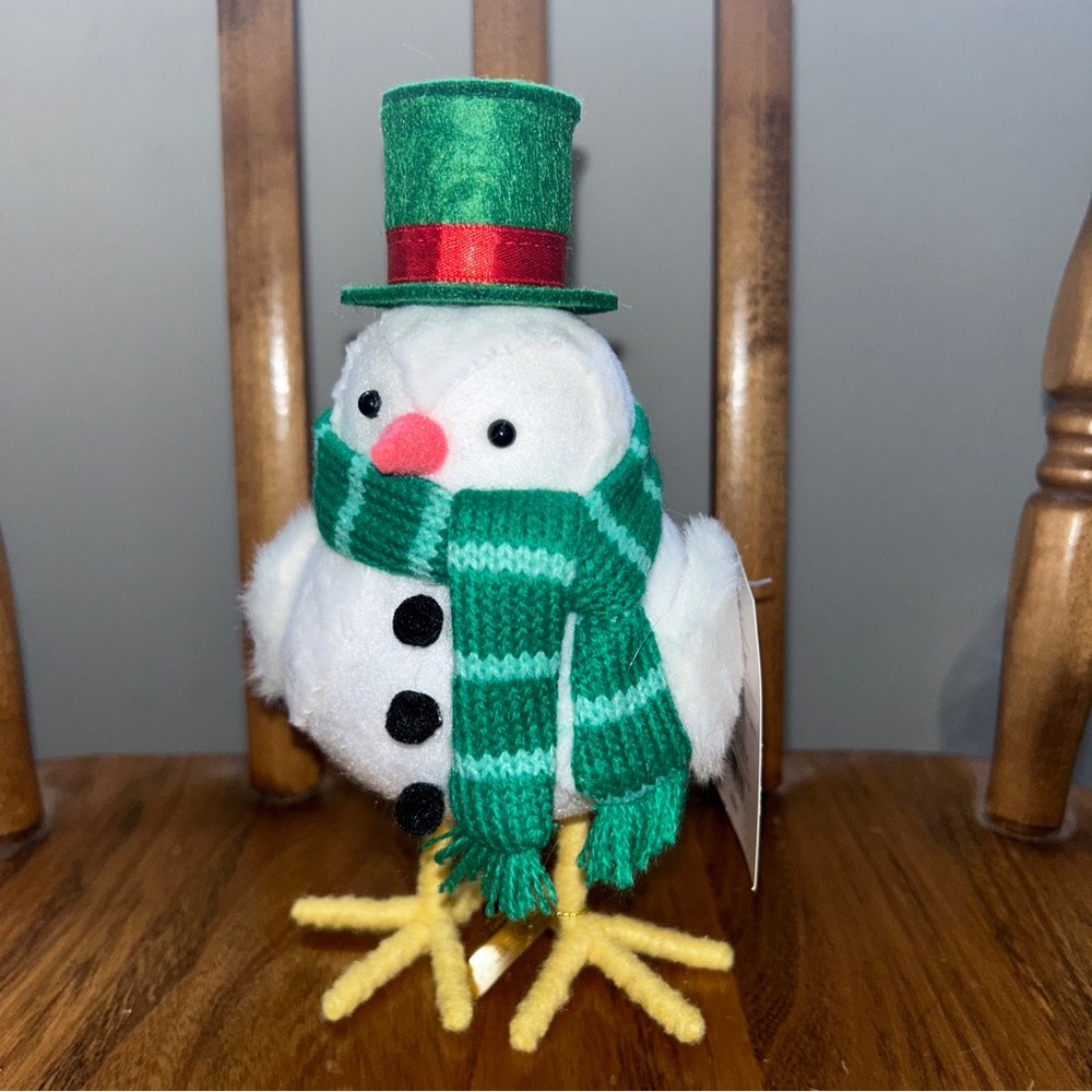 Target 2022 Wondershop “Freezy” Featherly Friends Bird